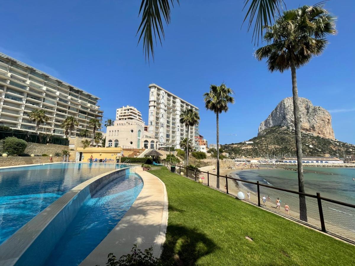 Primera linea vistas piscina y parking Calpe Exterior foto