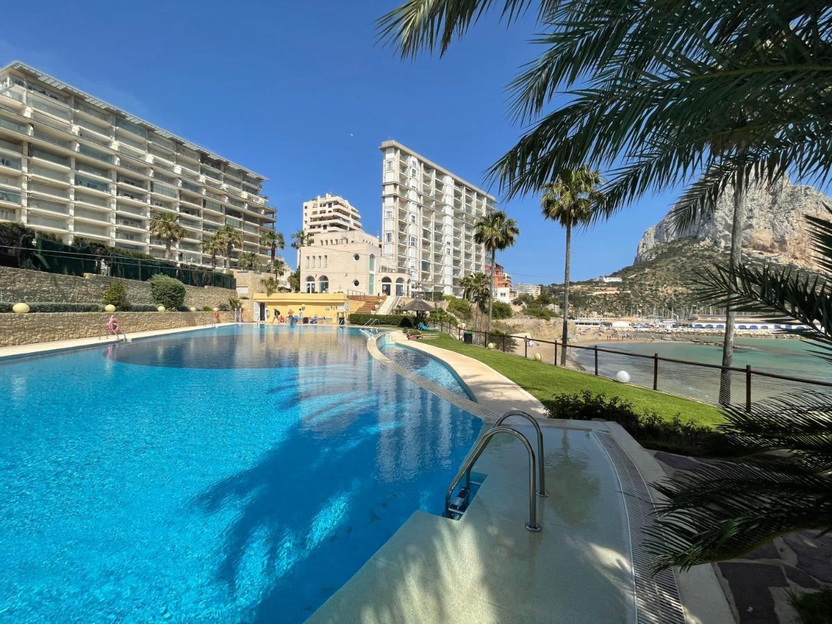Primera linea vistas piscina y parking Calpe Exterior foto
