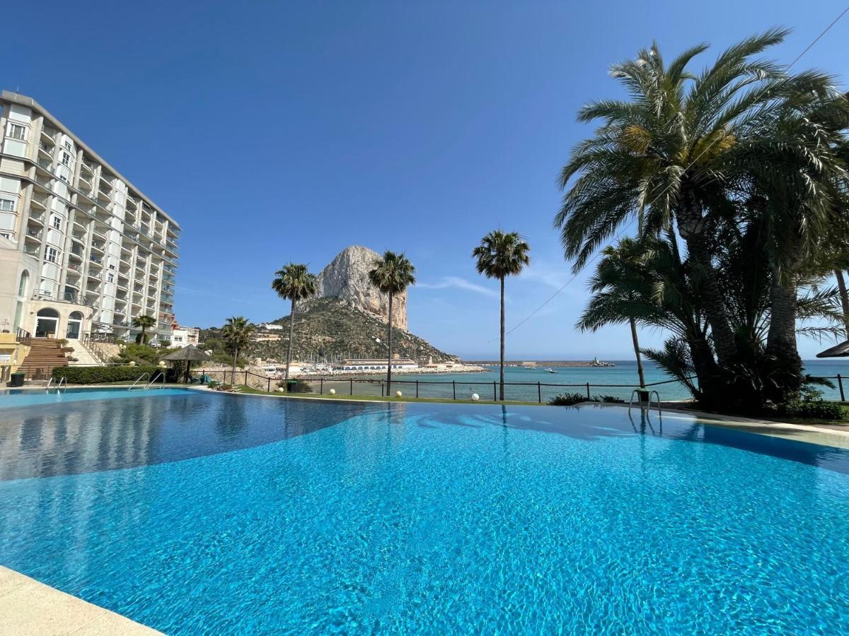 Primera linea vistas piscina y parking Calpe Exterior foto